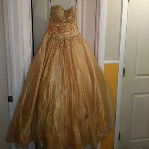 Prom dress